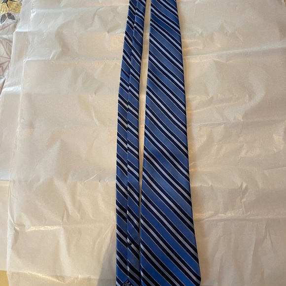 Men's Saddlebred  60% Silk/40% Polyester XL Tie- Navy Blue/Lt.Blue/Cobalt Blue - Picture 2 of 9